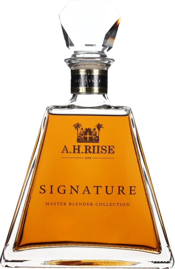 Product afbeelding: A.H. Riise Signature Rum